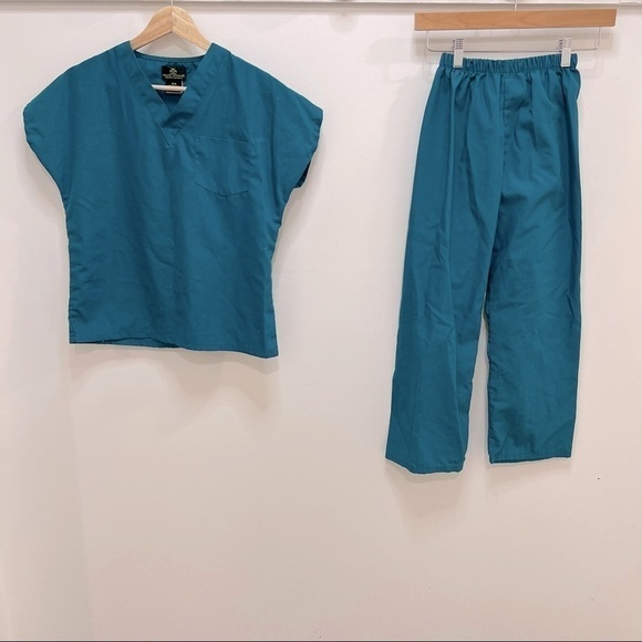 Youth Scrubs size 8-10 - Picture 1 of 6
